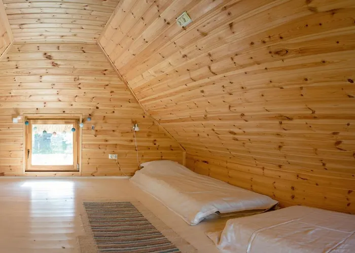 Rustic&green For 6 People Free Airconditioner Free Coffee Free Parking באלאטונקנשה