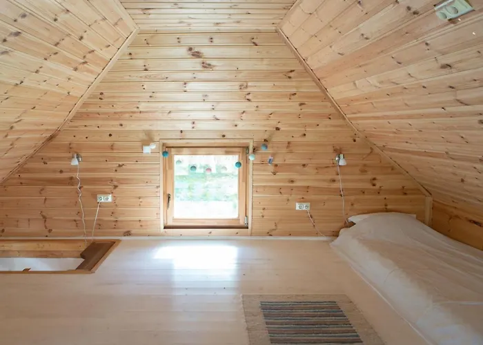 Dom wakacyjny Rustic&green For 6 People Free Airconditioner Free Coffee Free Parking Balatonkenese