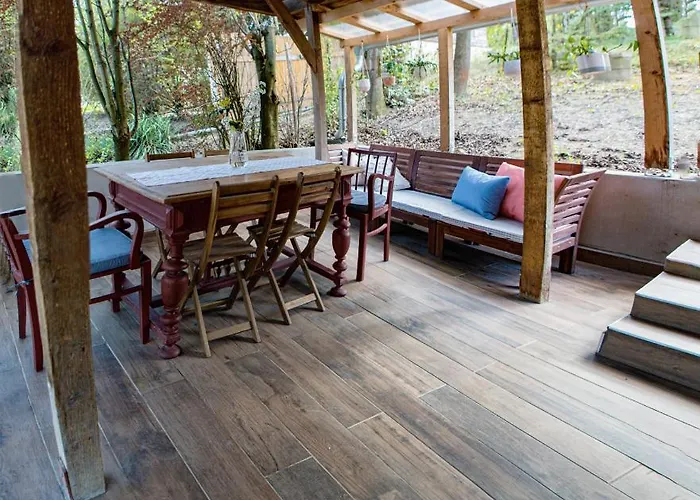 בית נופש Rustic&green For 6 People Free Airconditioner Free Coffee Free Parking באלאטונקנשה